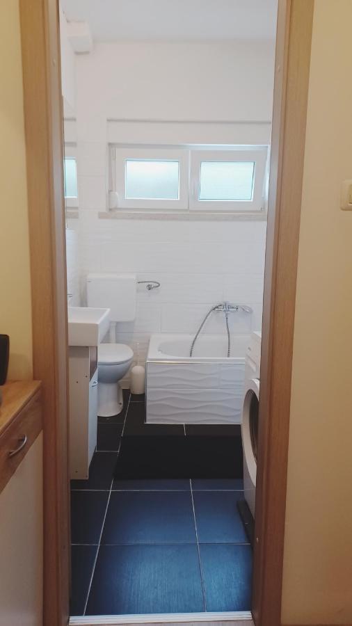 Apartman Dora Apartment Пула Екстериор снимка
