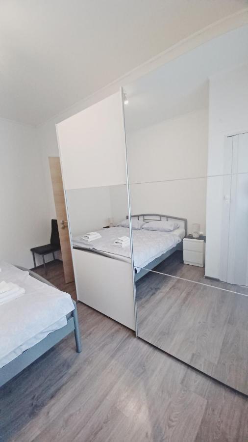 Apartman Dora Apartment Пула Екстериор снимка